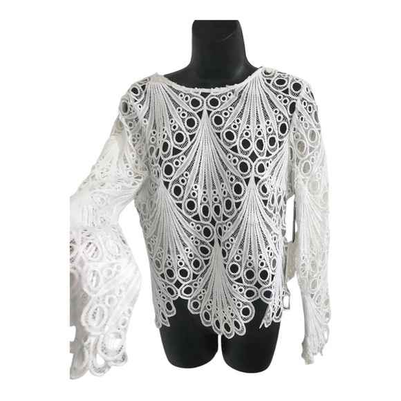 White crochet mesh eyelet laser cut style open back bell sleeve top size M new - Picture 1 of 17